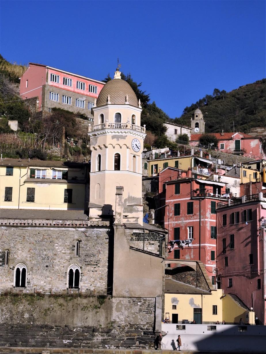 A castle on top of a buildingDescription automatically generated