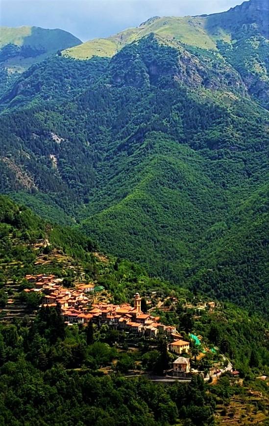 A picture containing mountain, outdoor, nature, greenDescription automatically generated