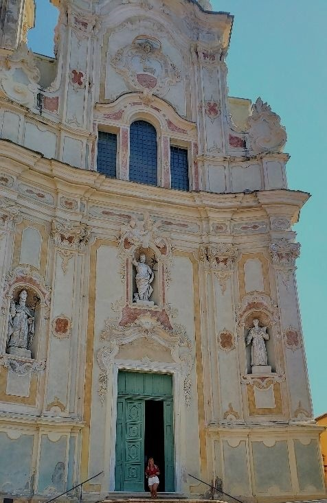 A close-up of a buildingDescription automatically generated with low confidence